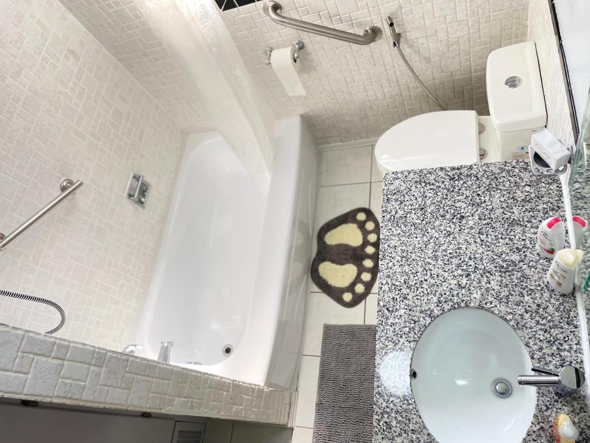 Luxurious Cozy House In Bluffs With Lake View Villa Торонто Екстериор снимка