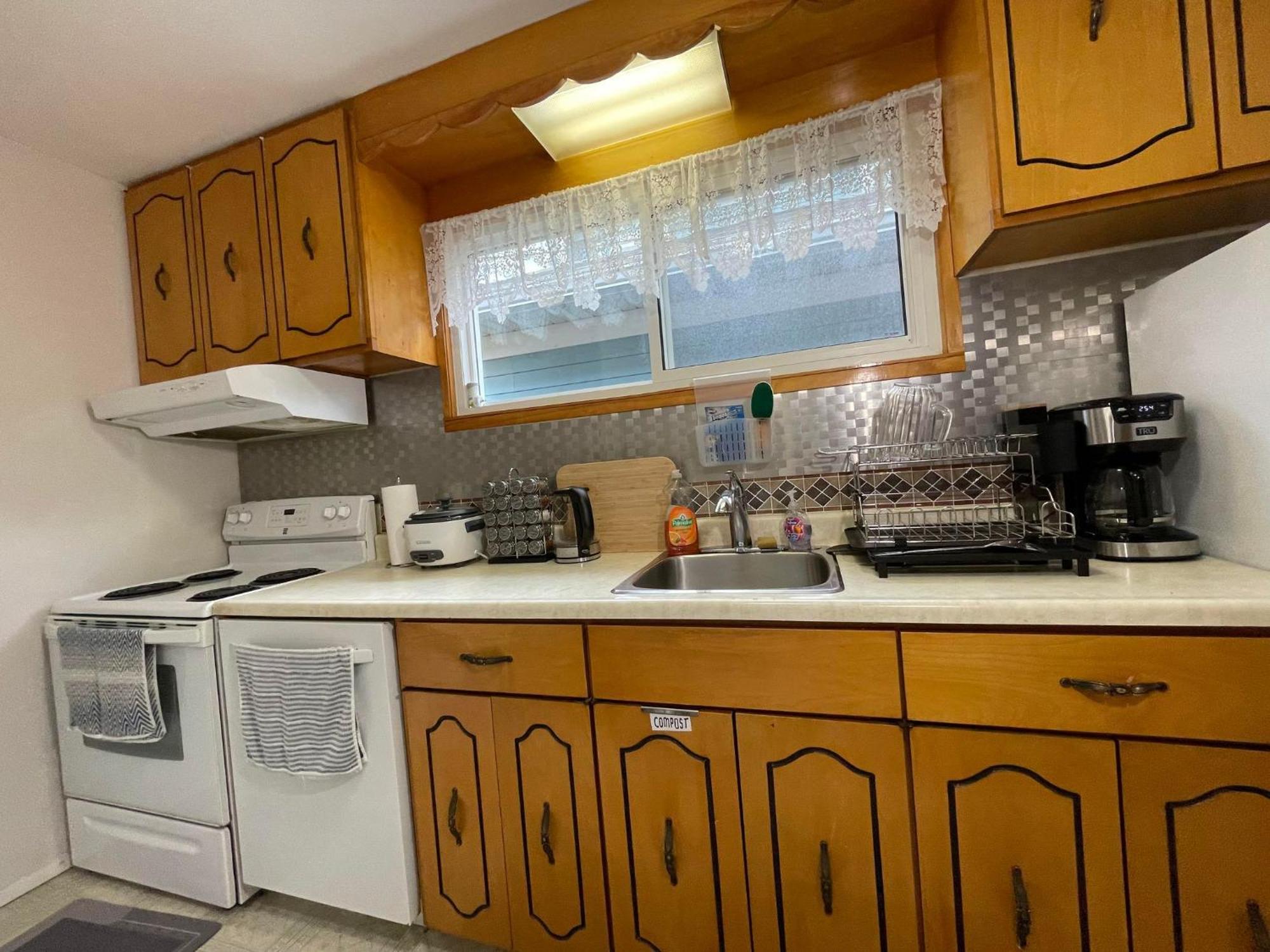 Luxurious Cozy House In Bluffs With Lake View Villa Торонто Екстериор снимка