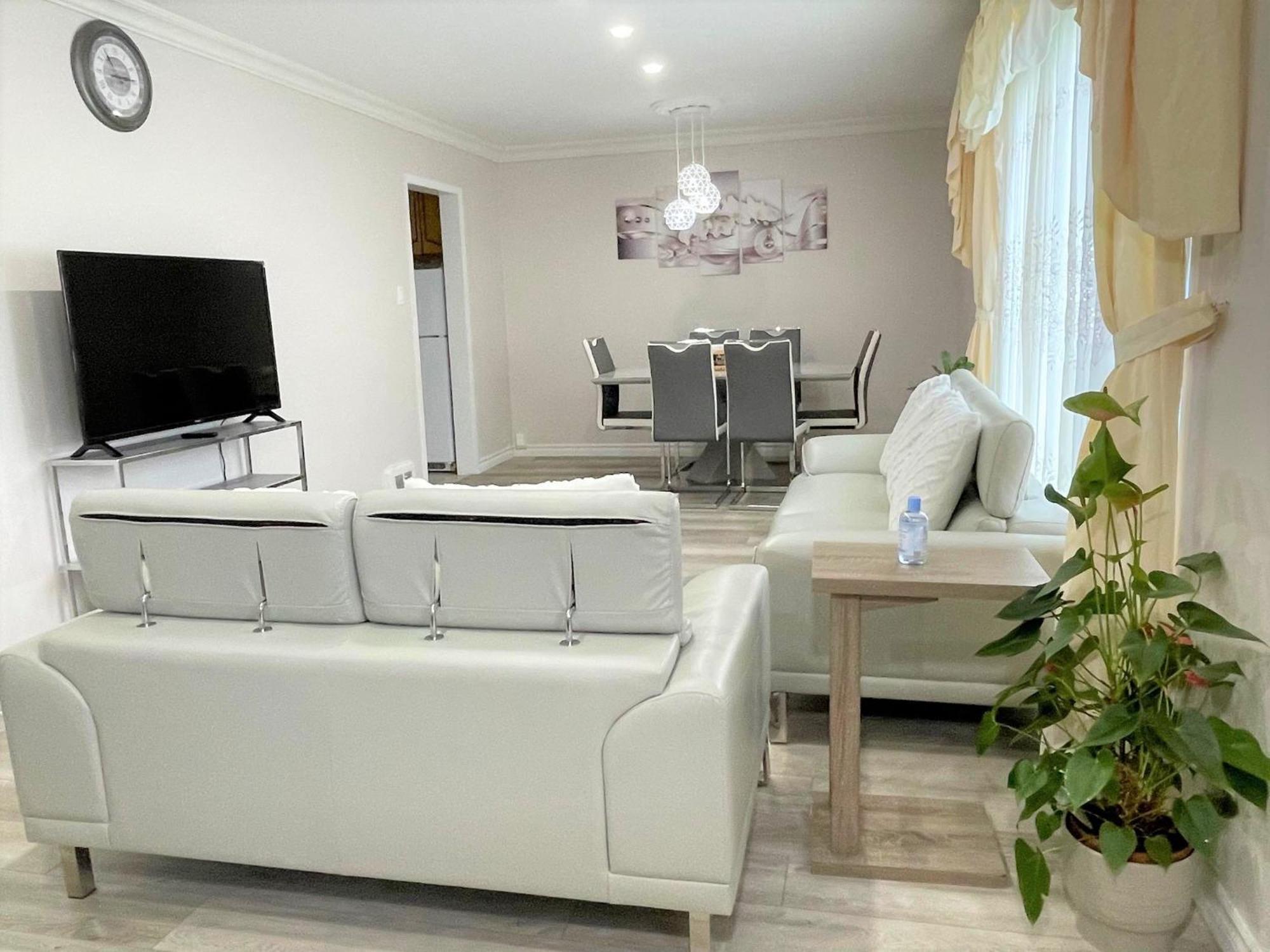 Luxurious Cozy House In Bluffs With Lake View Villa Торонто Екстериор снимка